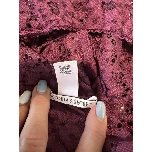 Victoria's Secret Lace Teddy Deep V-neck Maroon Sm Coquette  Barbiecore Y2K Sexy - Picture 6 of 7